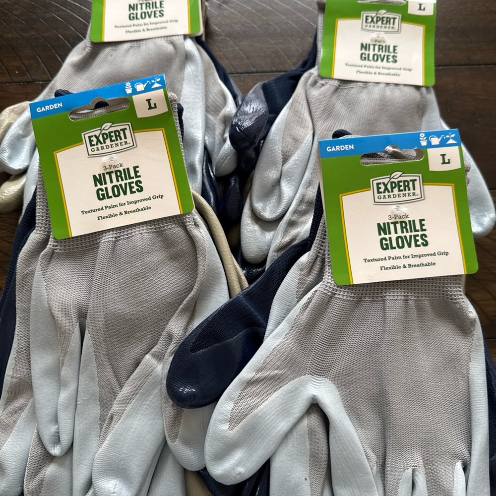 Expert Gardener Nitrile Gloves